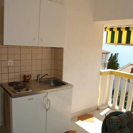 Apartment Crikvenica 5 *